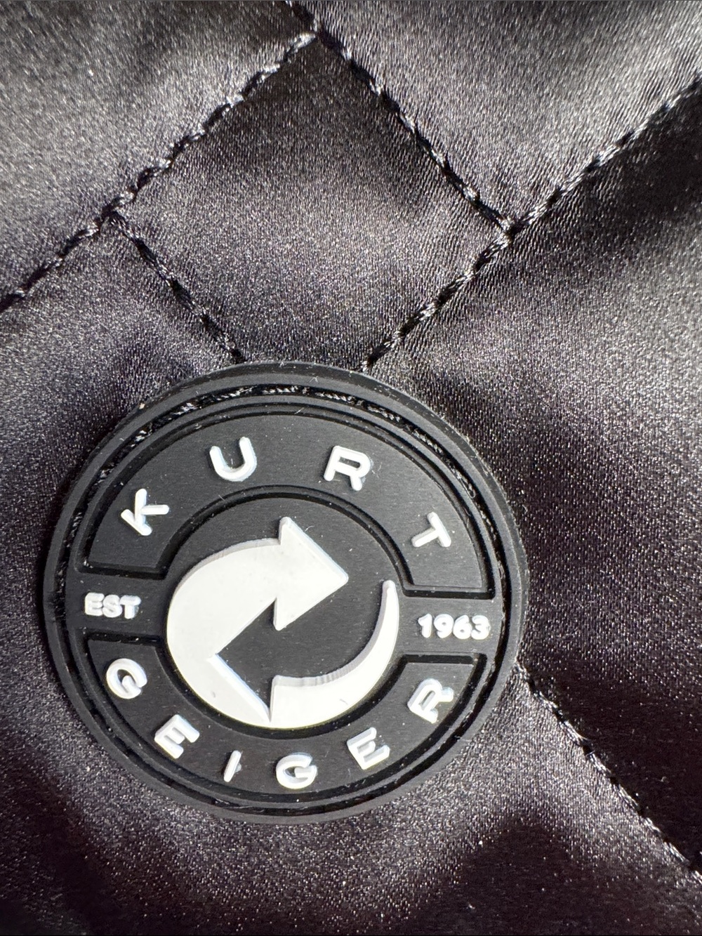 Kurt Geiger NWT Quilted Recycled Nylon Hobo • Black • 10x6x3 - Picture 8 of 15